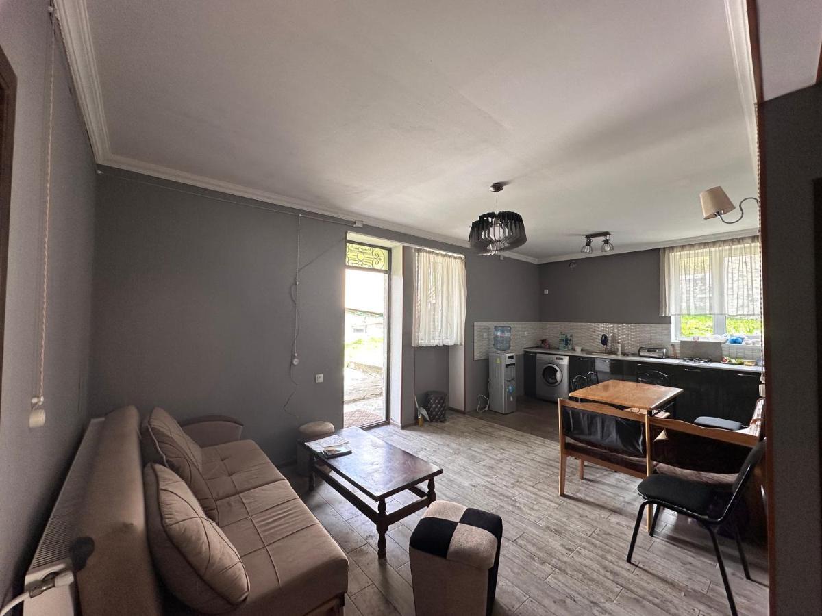 Guest House Chavchavadze N23 카즈베기 외부 사진